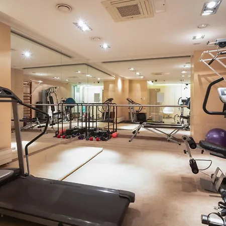 アパート Comfort Okretowa